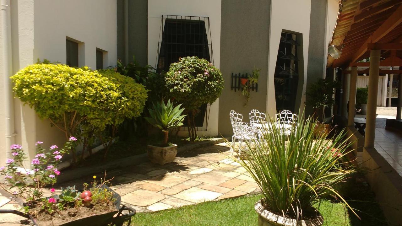 Hotel Santiago Lindoia Exterior photo