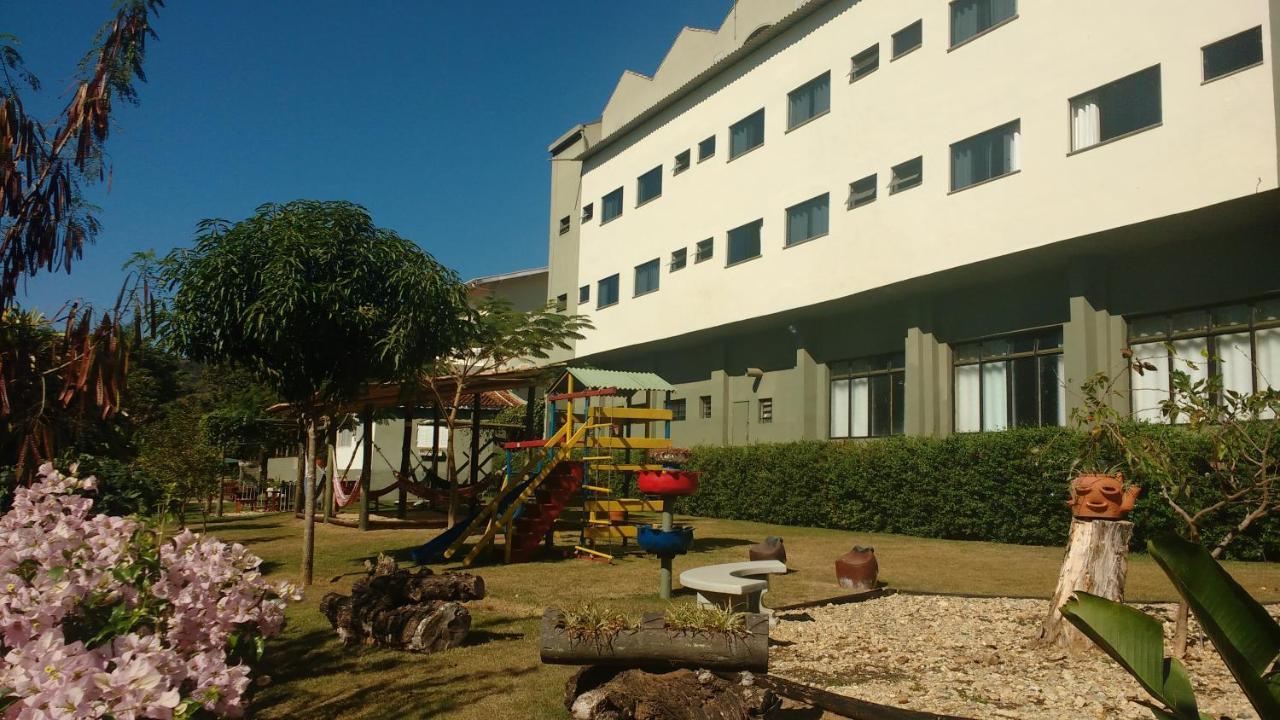 Hotel Santiago Lindoia Exterior photo