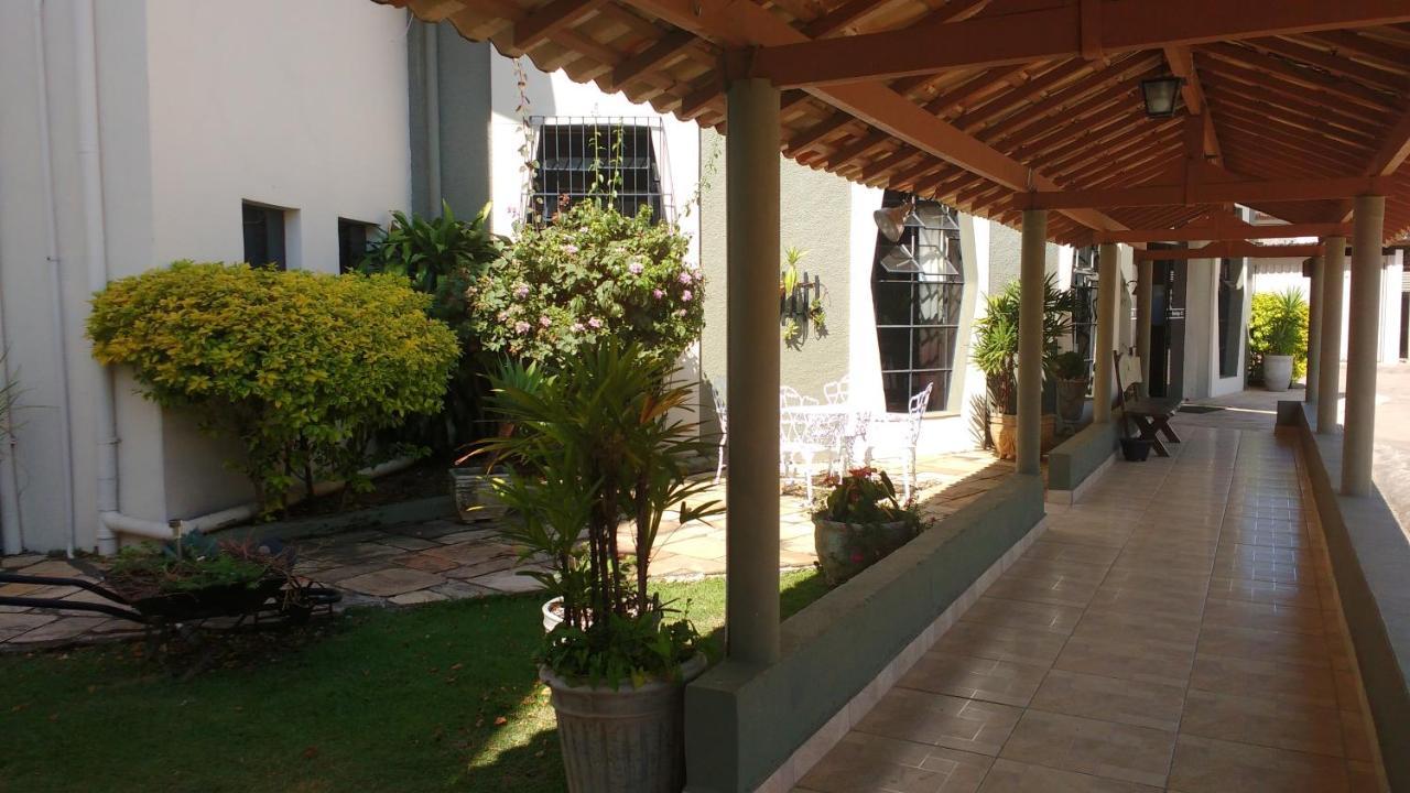 Hotel Santiago Lindoia Exterior photo